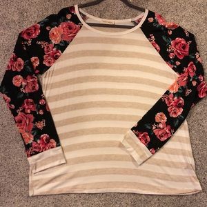 NWOT, Twenty Second Floral & Striped Plus 2X